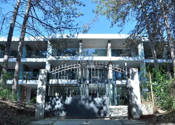 Teracite Aparthotel Warna